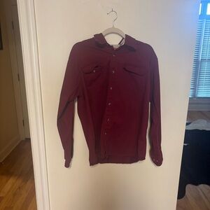 Wrangler Burgundy Button-Up Shirt SIZE M
